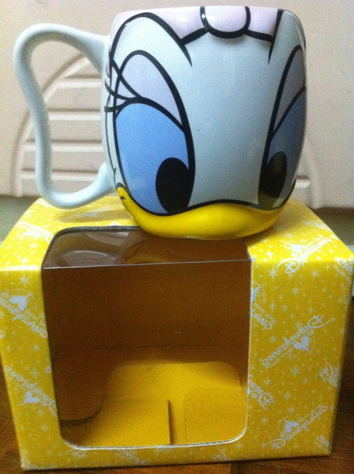 Daisy+duck+disneyland