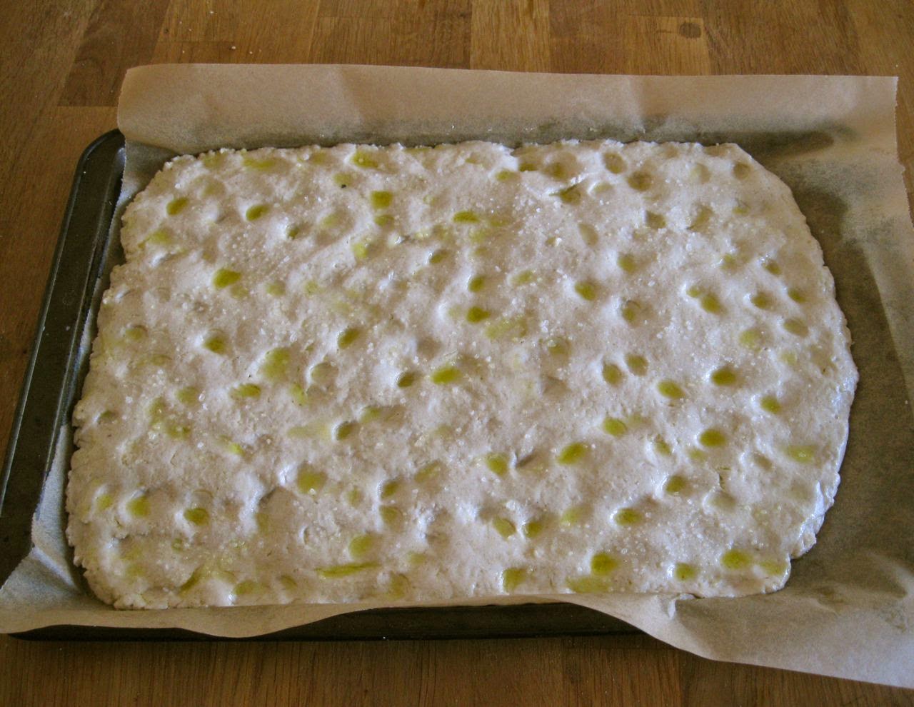 pan focaccia 4 - slicing potatoes 2015
