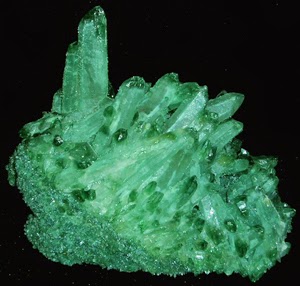 quartz crystals minerals crystal stones gemstones gems oxide shades rocks stone heart healing things