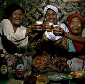Kumpulan Foto Nenek Gaul&lucu Bikin Ketawa Terbaru - Kata Mutiara