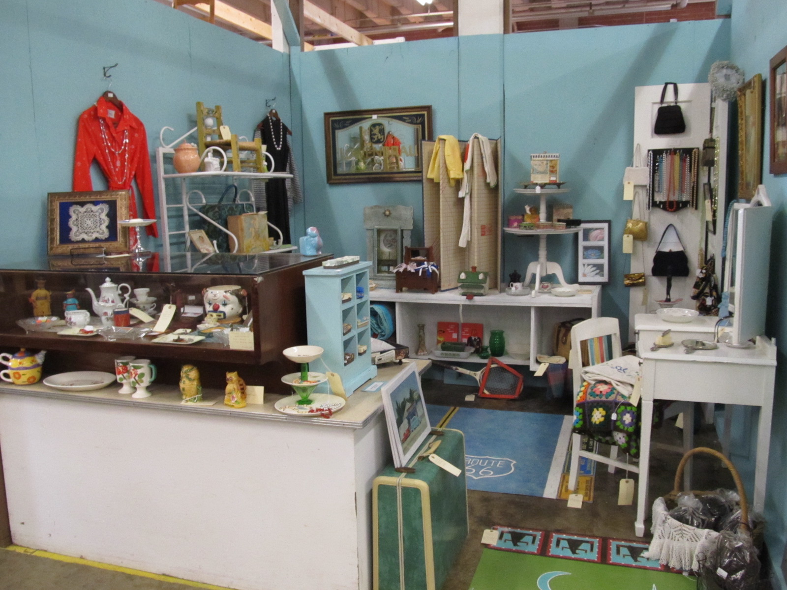 Ranch Dressing Handmade and Vintage What Makes a Good Antique Booth?