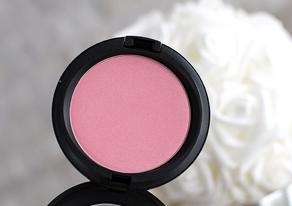 MAC Pearl Blossom Beauty Powder