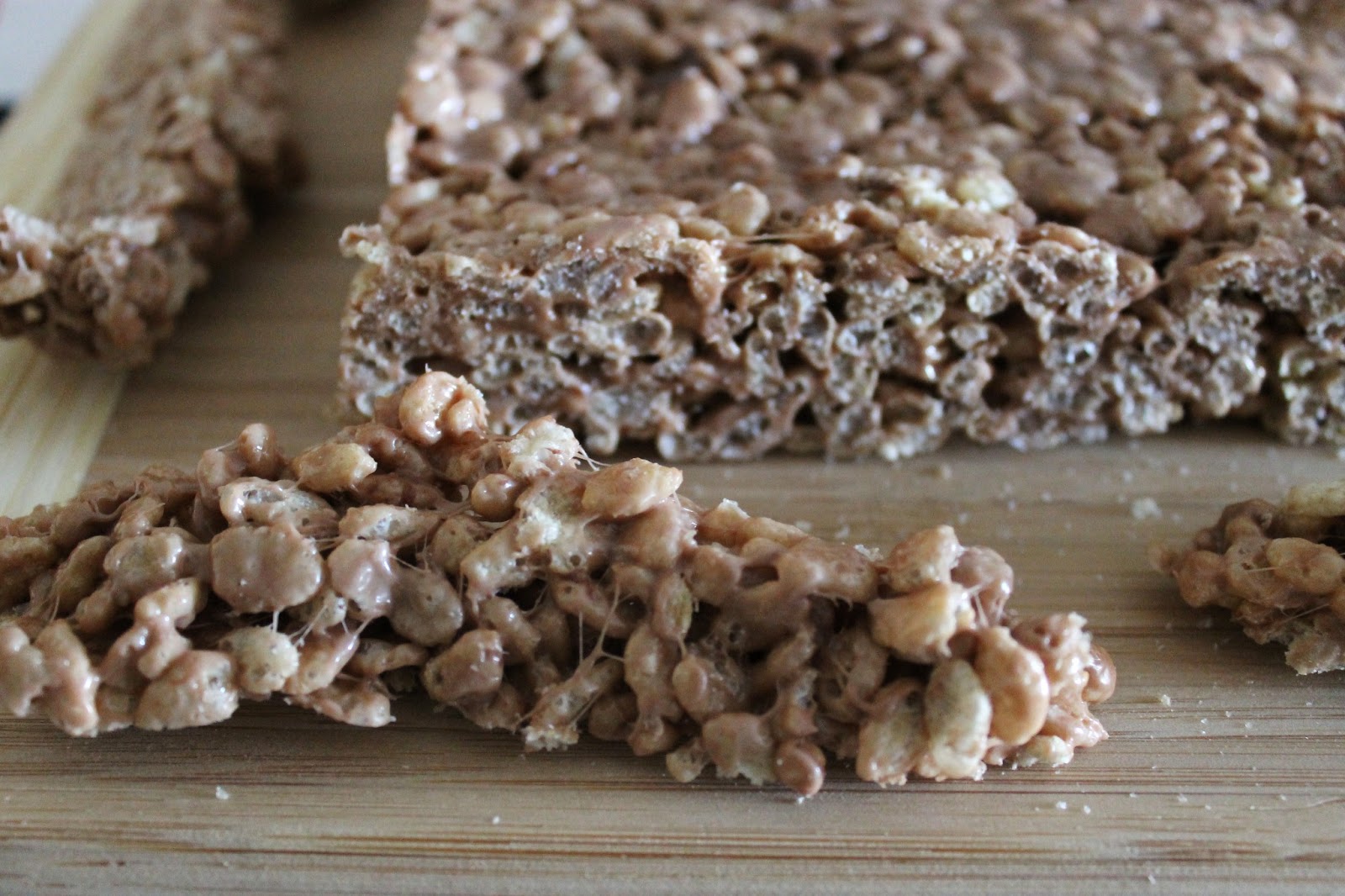 BEAUTY & THE BEARD NUTELLA RICE KRISPIE BARS!
