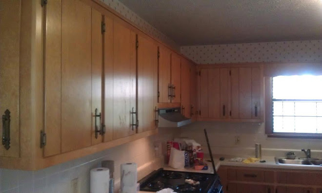 Before of the kitchen..