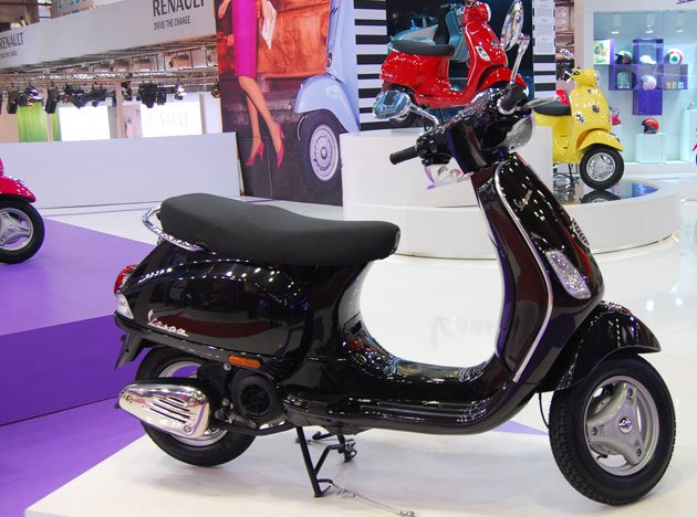 Piaggio Vespa LX125 Price In India Rs 67000appx Ex Showroom Piaggio Vespa LX125 Price In India Rs 67000appx Ex Showroom