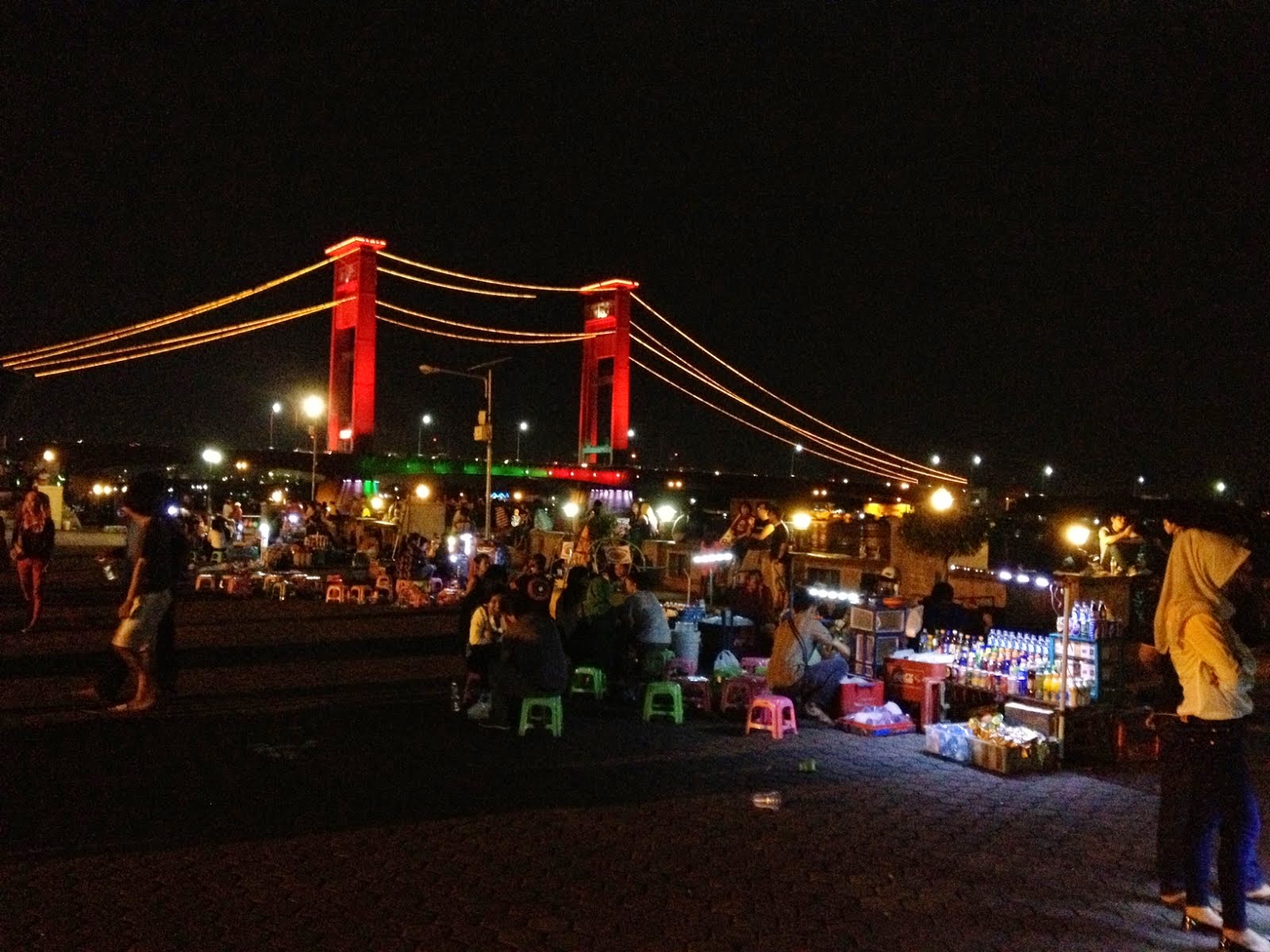 Wallpaper Pemandangan Di Malam Hari Kampung Wallpaper