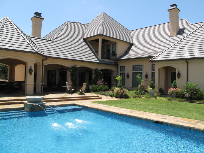 Celebrity Homes Arlington Doctor's Newly Built Residence in Somerset