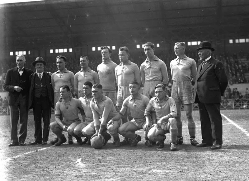 1933 Union St Gilloise Standard