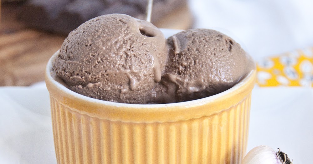 Dark Chocolate Roast Garlic Primal Ice Cream