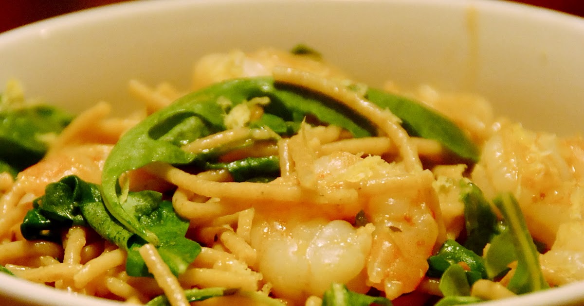 LoveLettersInaPan: Jamie Oliver's Spaghetti with Shrimp and Arugula