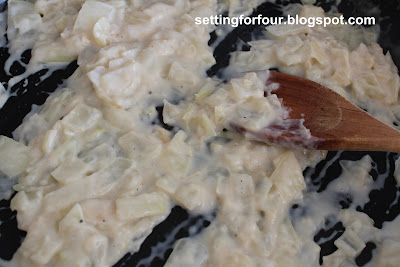 Three Cheese Chicken Lasagna - a delicious pasta casserole that's a yummy comfort food recipe! Perfect for a family weeknight meal and for company.