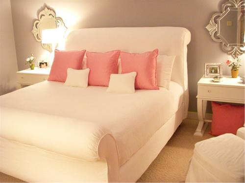 my pink bedroom