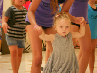 DSCN1057 Buy Skechers Twinkle Toes Light Up Shoes