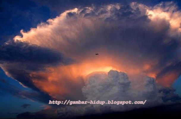 83+ Gambar Awan Cumulonimbus Terlihat Keren 83+ Gambar Awan Cumulonimbus Terlihat Keren