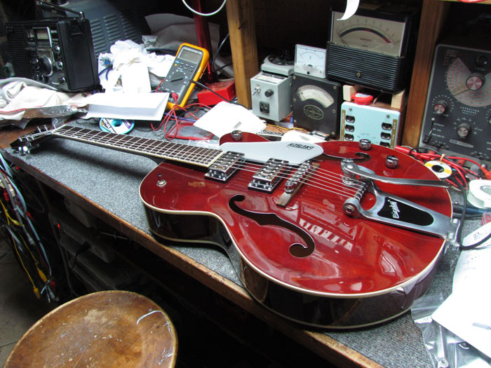 Gretsch G5120 Upgrades: TV Jones Pickups New Wiring