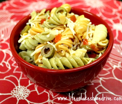 Quick and Easy Italian Pasta Salad with cheese, chicken pasta salad