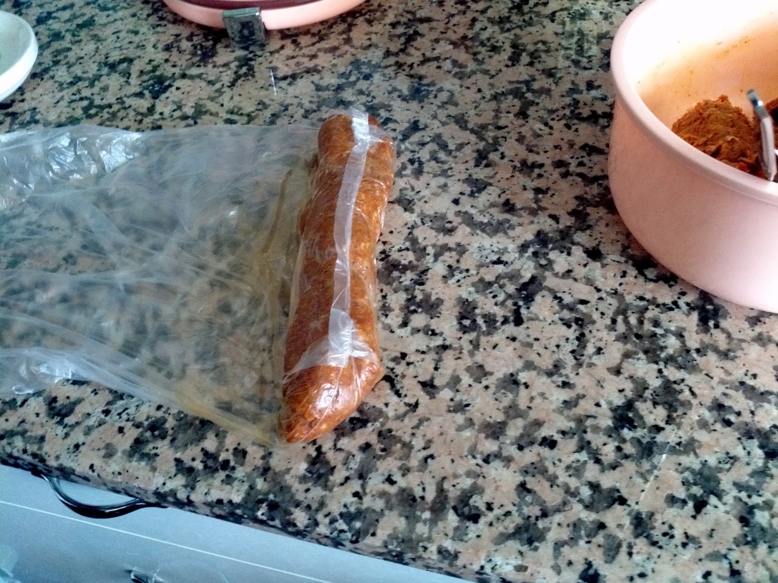 günlük yaşamım evde sucuk yapımı