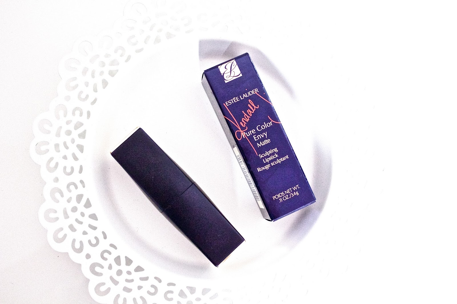 Estee Lauder Lipstick | Kendall Jenner's Shade Estee Lauder Lipstick | Kendall Jenner's Shade