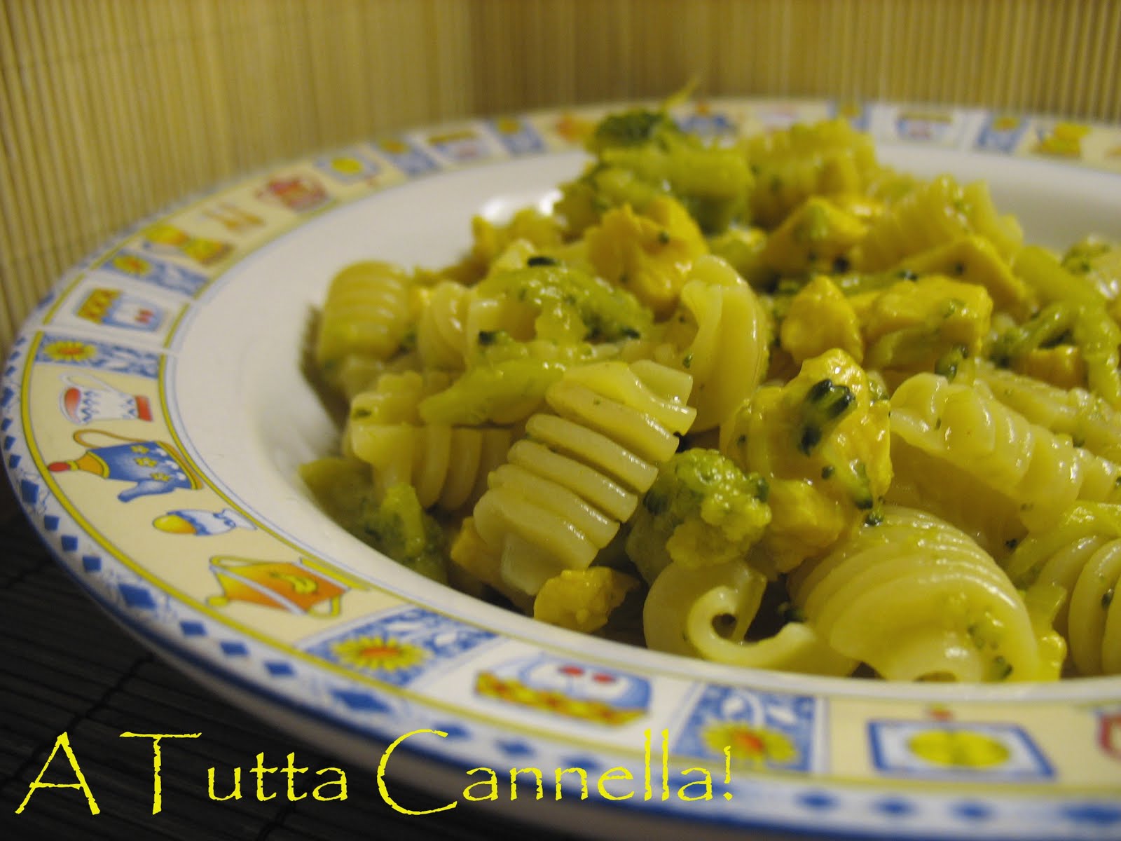a tutta cannella! Pasta con Pollo Broccoli e Zafferano