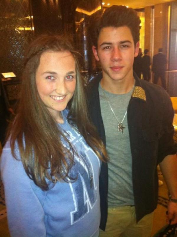 We Always Love Jonas Brothers: Meet & Greet Nick Jonas y Delta Goodrem