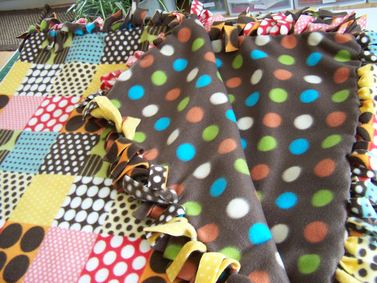 How to make a No Sew Tie Blanket Daily Dish Magazine