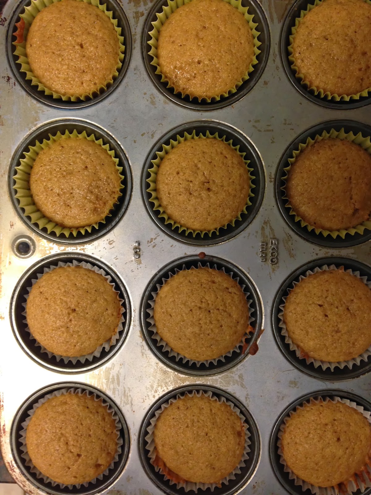 BAKING is a SCIENCE Fruit Puree Meets November Spiced Applesauce