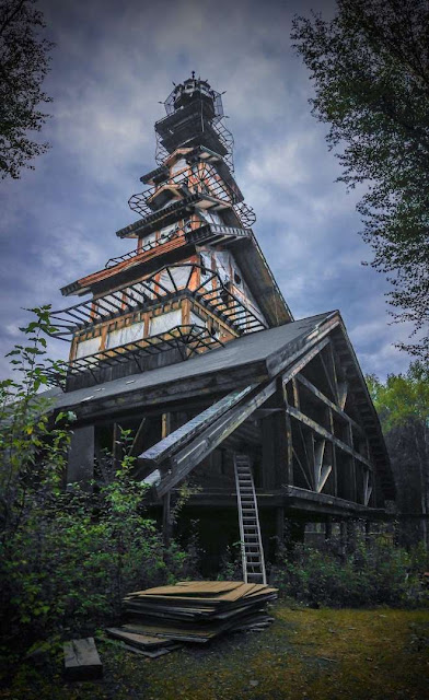 A misteriosa casa "Dr. Seuss" no Alasca elfandarilha