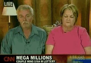 Το πρώτο πράγμα που θα έκανε ένας τυχερός με το που κέρδιζε 164 εκατομμύρια δολάρια...  Couple-wins-$164-millions-lottery