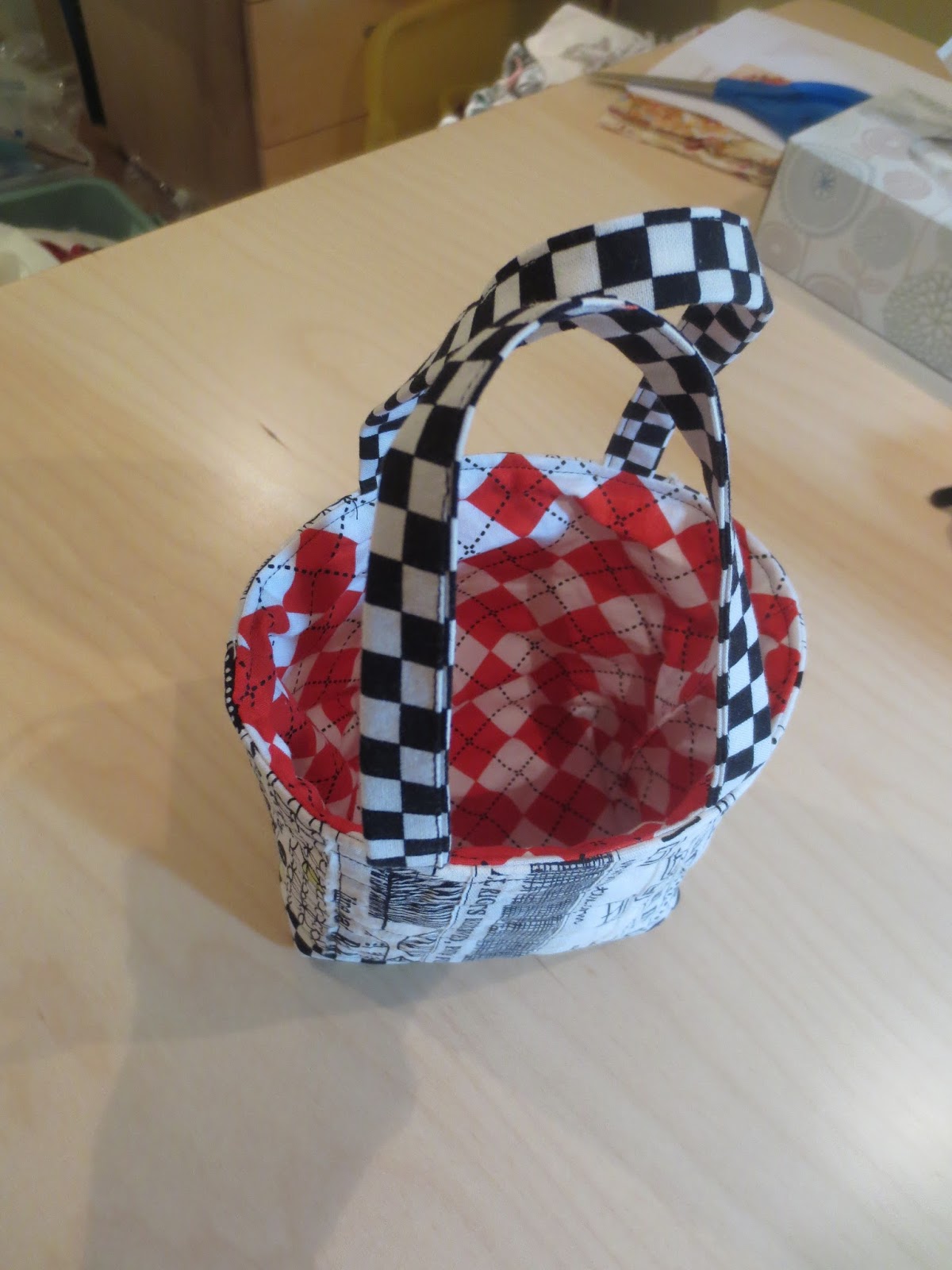 The Cozy Quilter: Modern Quilt Guild Gift Exchange