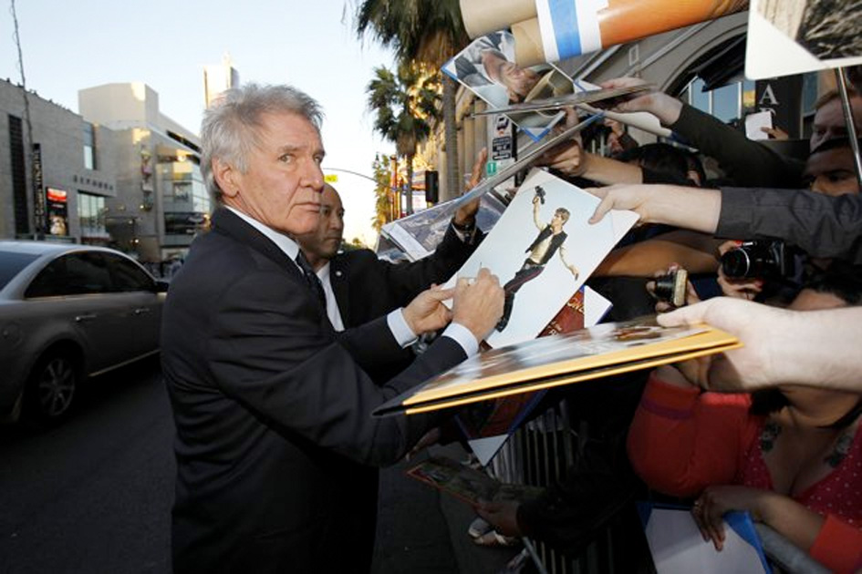 42 Premiere Harrison Ford SIGNS!! Inked Autographs