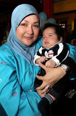 Liza Abdullah Seksi