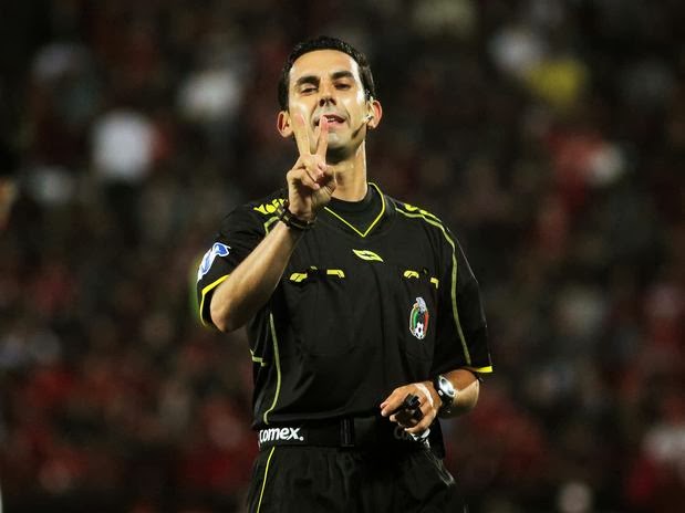 FIFA Referees News: December 2013