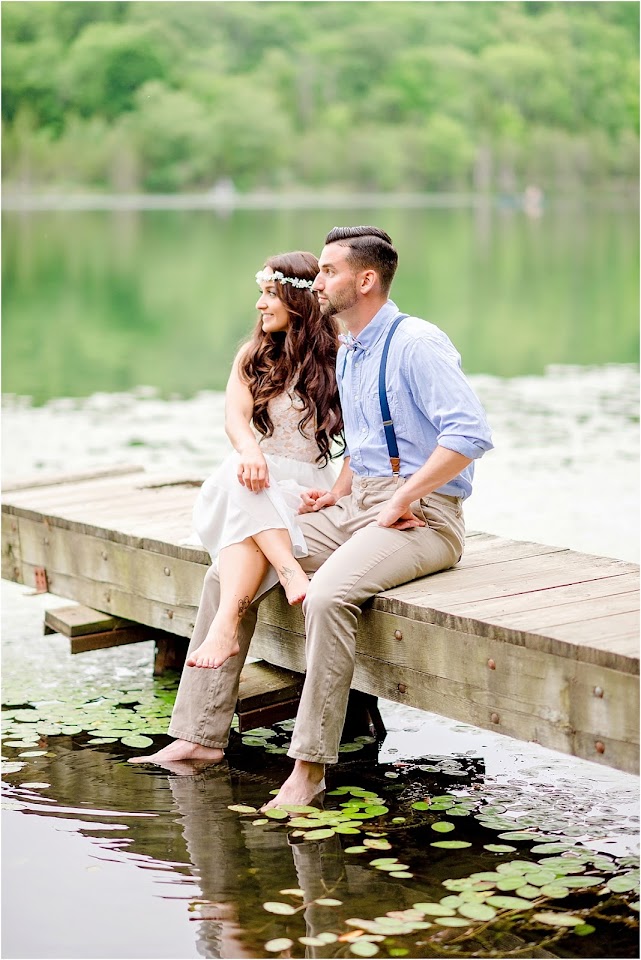Beautiful rustic NJ engagement session
