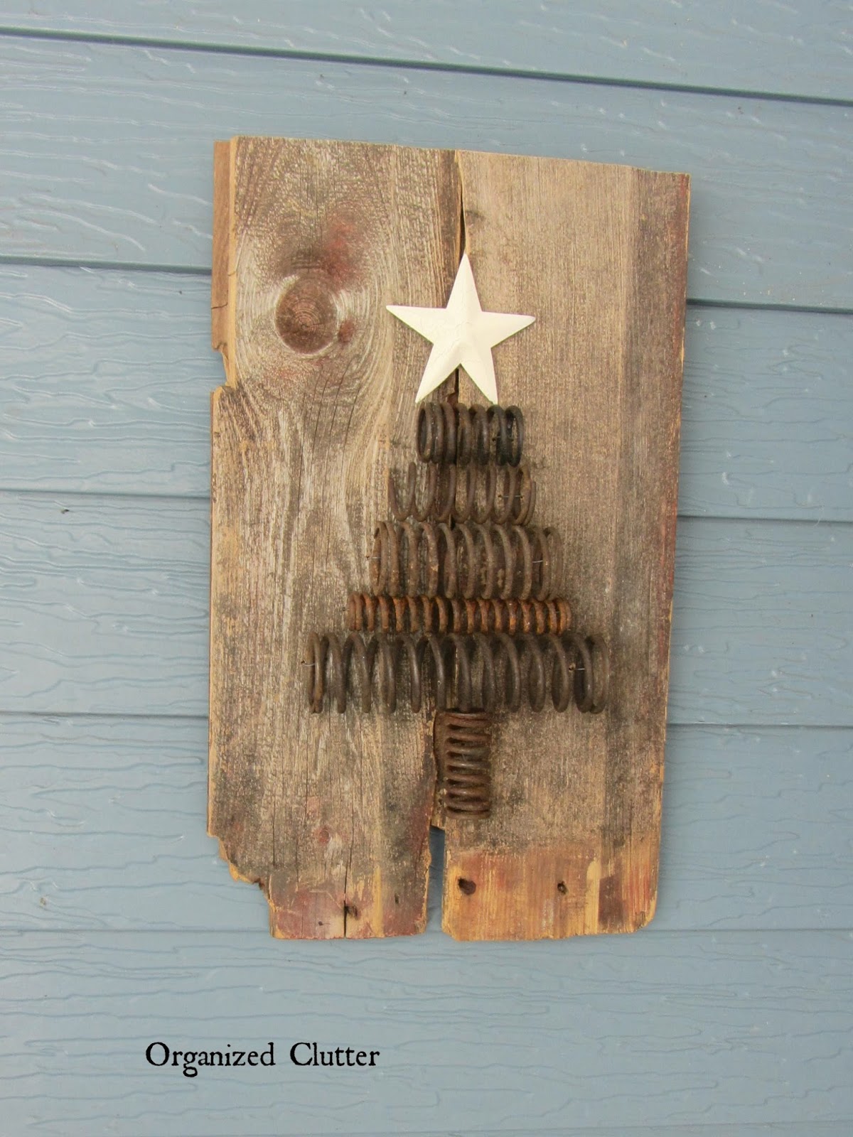 JUNKERS UNITE With An Outdoor Rustic Christmas Organized Clutter