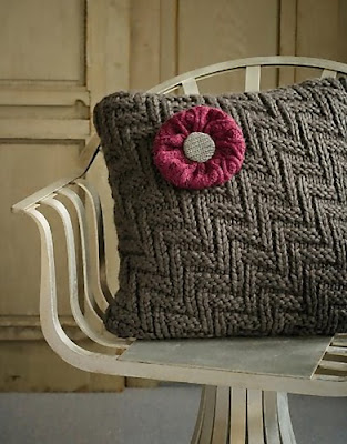 30 Creative and Cool Ways To Reuse Old Sweaters (35) 15