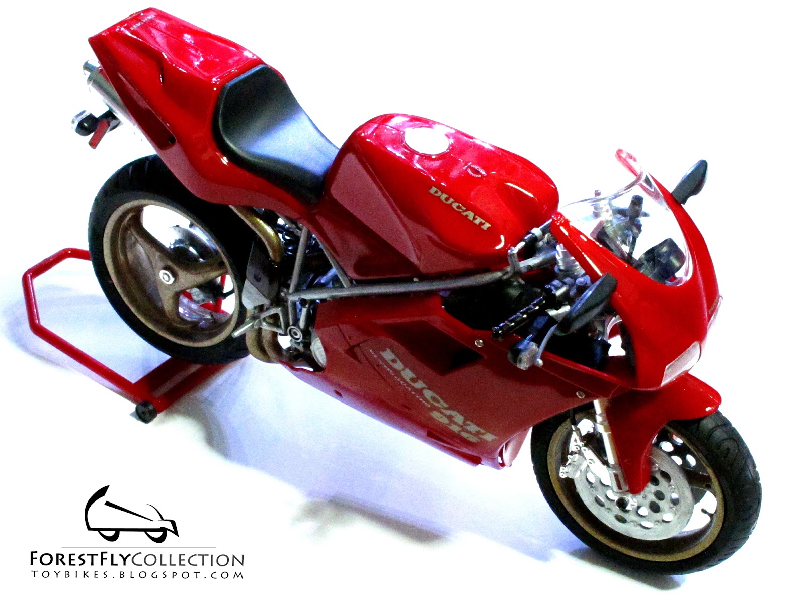1:12 scale Ducati 916