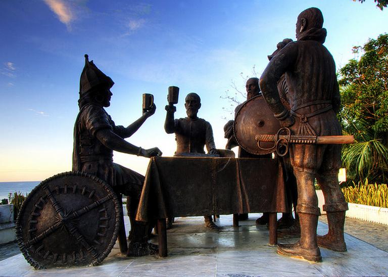 Go Philippines Sculptures of Napoleon Abueva