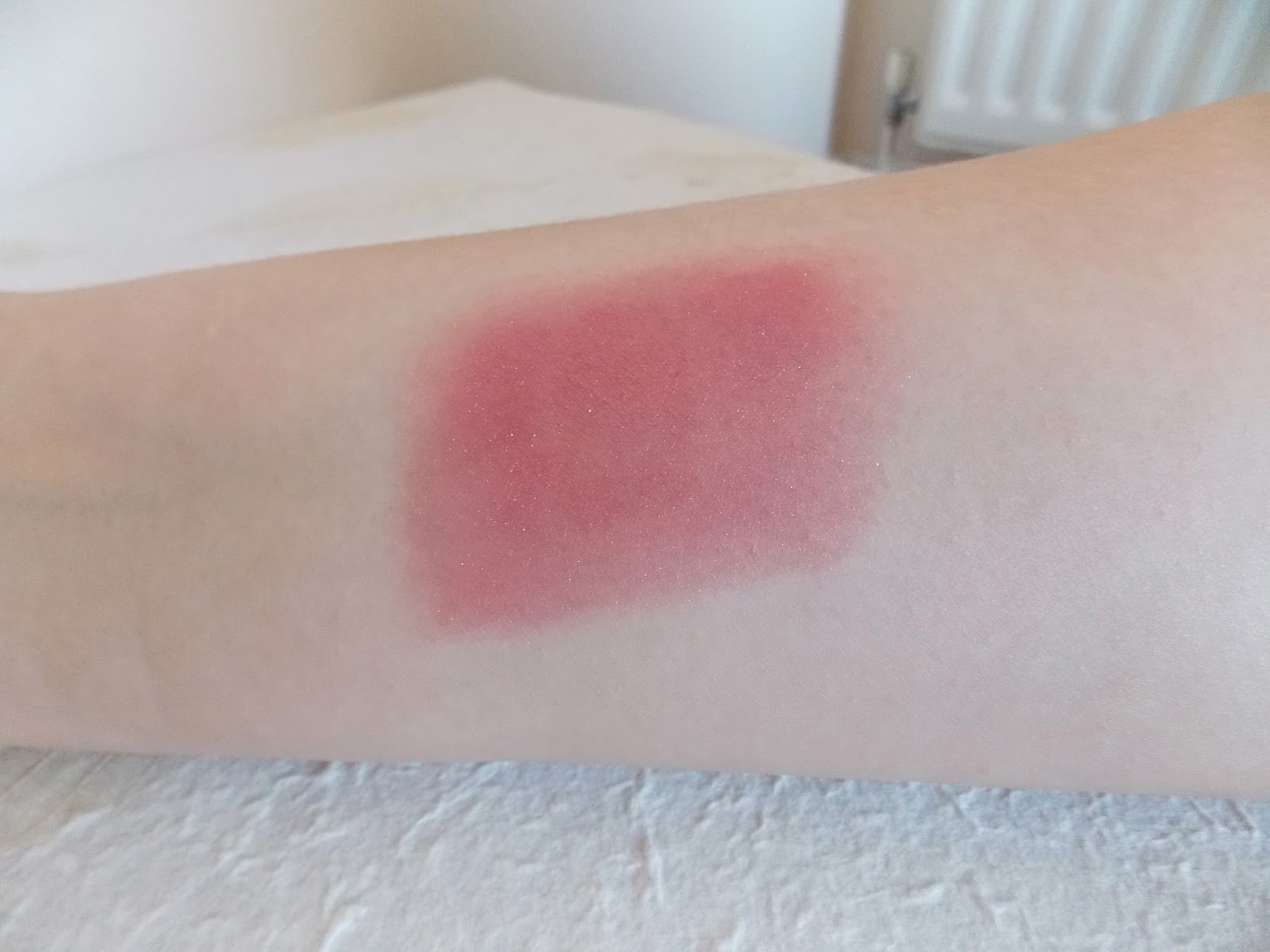 Swatch - MAC Mineralize Blush in Love Thing Swatch - MAC Mineralize Blush in Love Thing