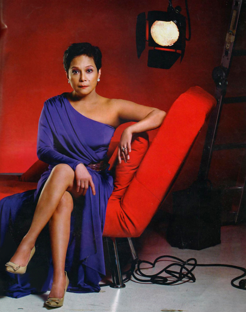 PEP Phils.: THE SINGULAR BRILLIANCE OF NORA AUNOR