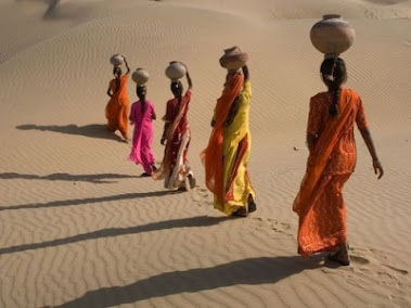 Women in African desert