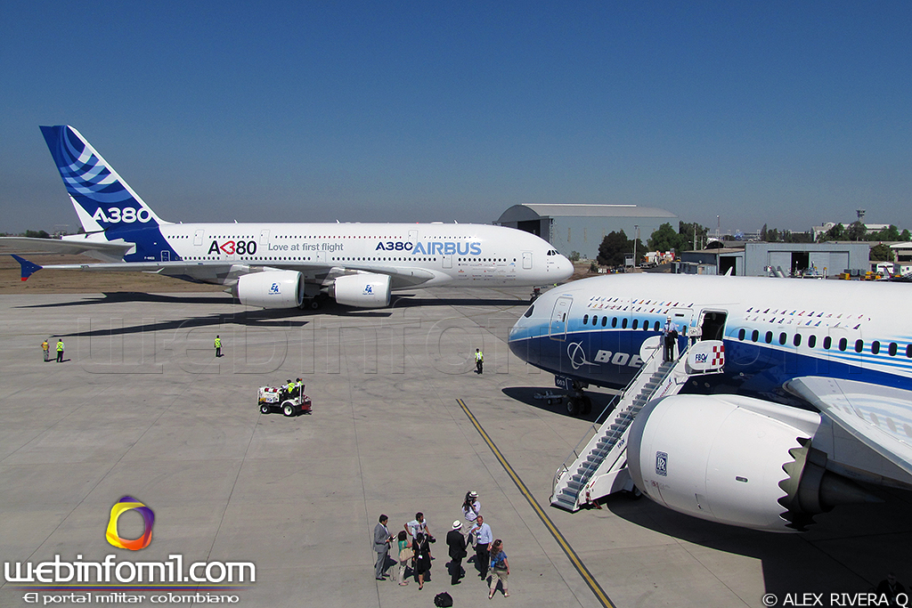 Airbus A-380 FIDAE+2012+B787+A380