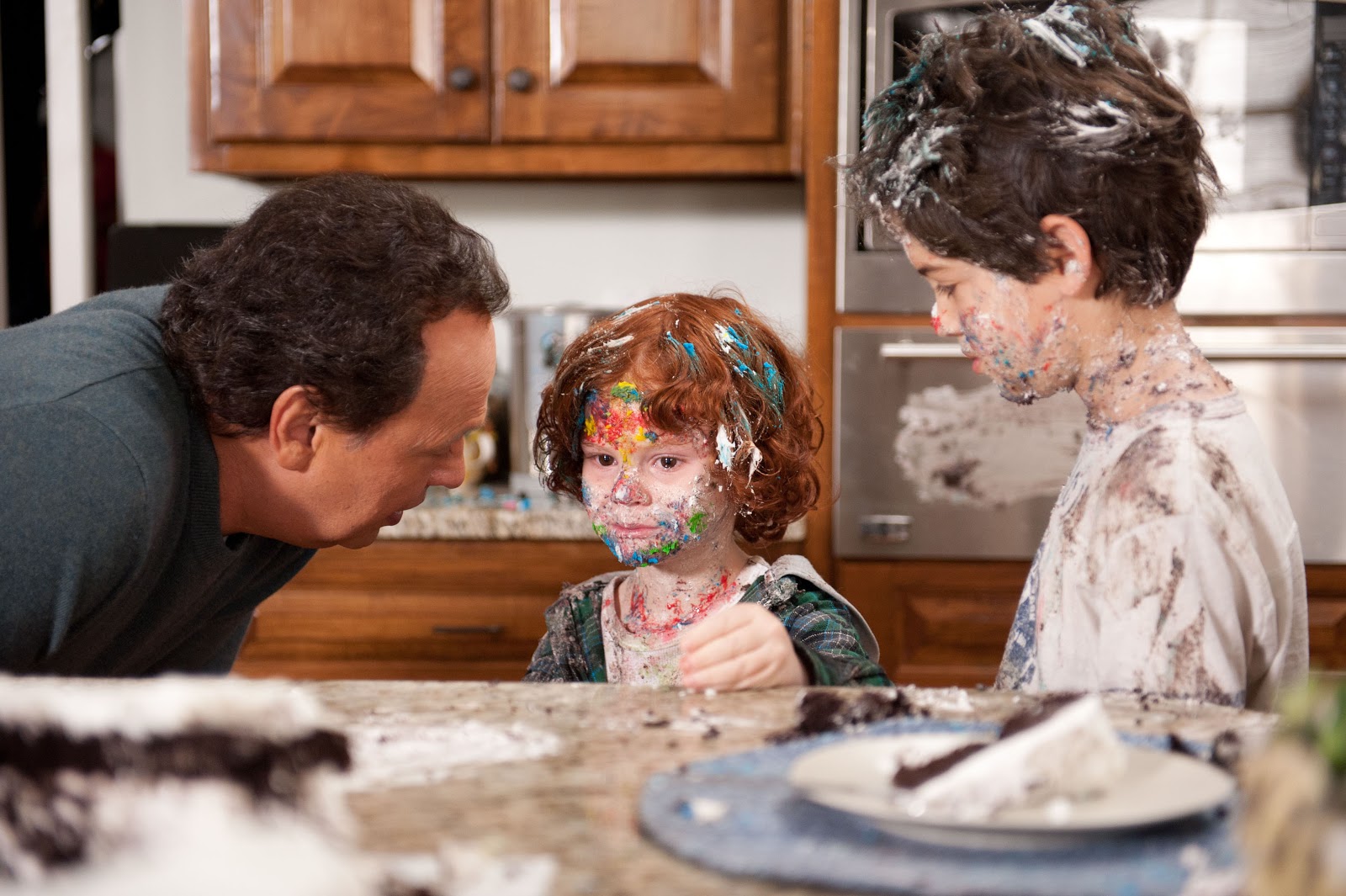 http://4.bp.blogspot.com/-q7aFbrYA6gI/UK94oPdeVMI/AAAAAAABFxs/Q219MZVrbeU/s1600/billy+crystal+in+PARENTAL+GUIDANCE.jpg