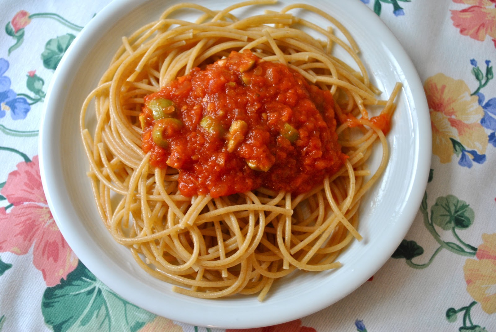 la cocinera con prisa Pasta integral con salsa italiana de aceitunas