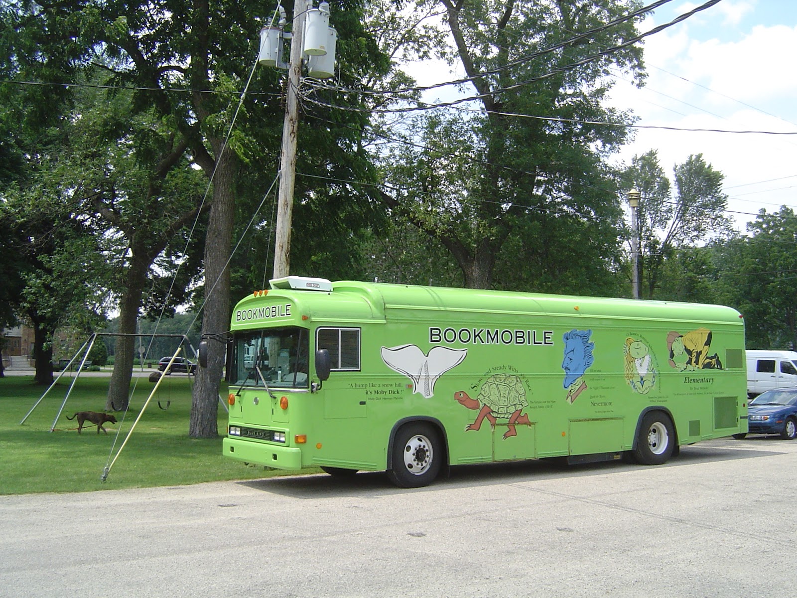 Retiring Guy's Digest It's National Bookmobile Day