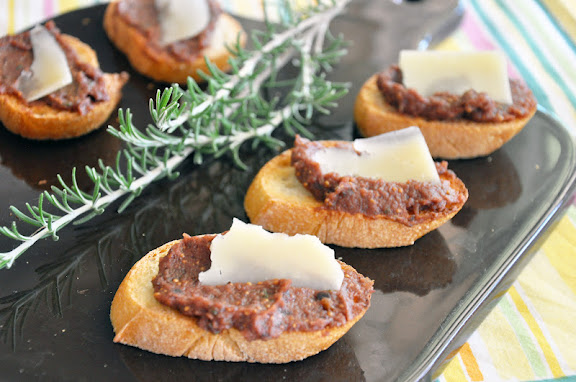 Recipe: Fig olive tapenade