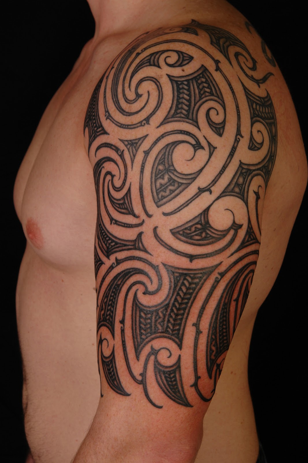 Maori Half Sleeve On Ash