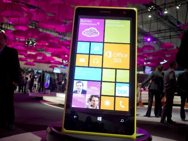 Android Apps May Be Coming To Windows Phones: Will It Help Resurrect Microsoft's Mobile Dream? Android Apps May Be Coming To Windows Phones: Will It Help Resurrect Microsoft's Mobile Dream?