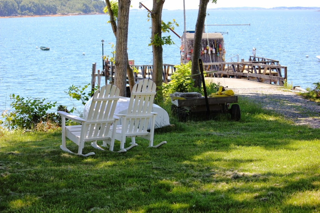Bustins Island