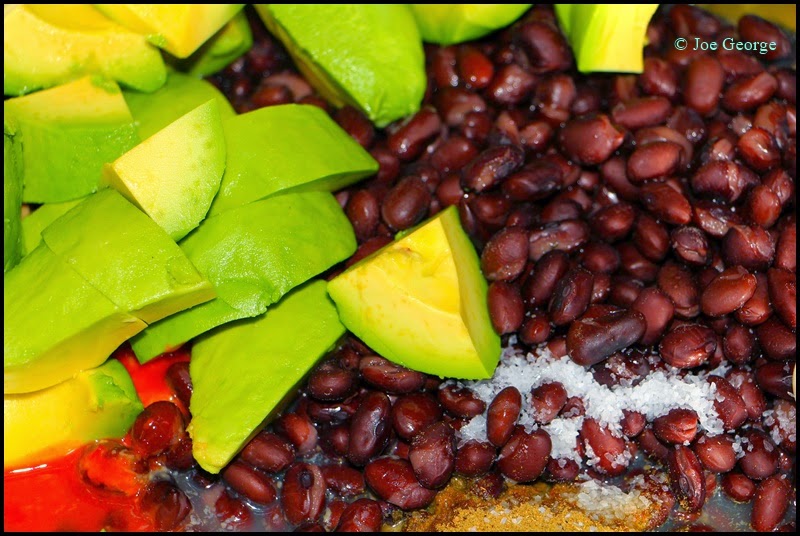 Spicy Avocado and Black Bean Hummus