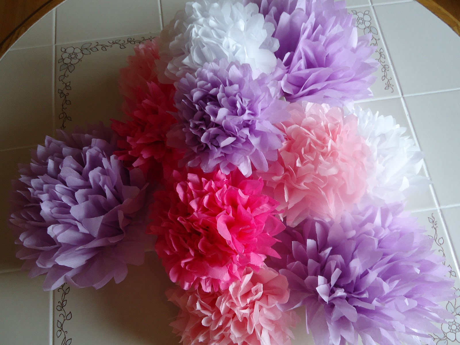 Styles,Inspirations,and me! Paper pompom flowers